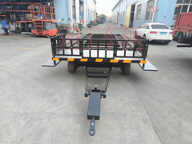 5.5吨牵引式米兰网web版_米兰milan（中国）带小箱子