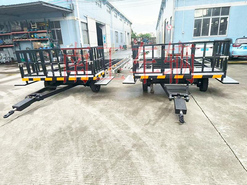 5吨带不锈钢配件牵引米兰网web版_米兰milan（中国） 护栏型全挂车