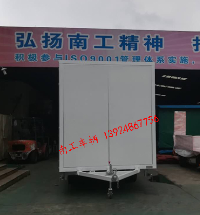 1.5吨白色厢式米兰网web版_米兰milan（中国）5I.jpg