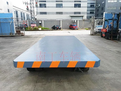 25吨重型牵引米兰网web版_米兰milan（中国）3I.jpg