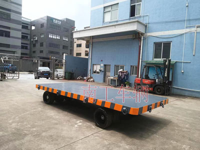 25吨重型工业米兰网web版_米兰milan（中国）全挂式牵引拖车底盘带牵引环3I.jpg