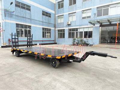 6吨带爬梯移动米兰网web版_米兰milan（中国）4I.jpg