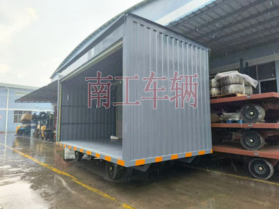 10吨箱式米兰网web版_米兰milan（中国）两侧带卷帘门1I.jpg
