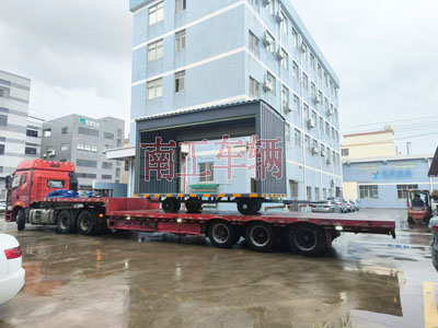 10吨箱式米兰网web版_米兰milan（中国）两侧带卷帘门5I.jpg