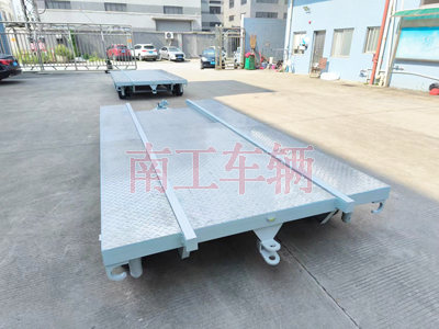 船体艉段运输米兰网web版_米兰milan（中国）2I.jpg