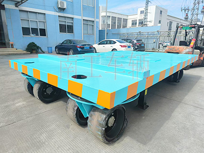 18吨重型米兰网web版_米兰milan（中国） 四个转盘工具拖车2I.jpg
