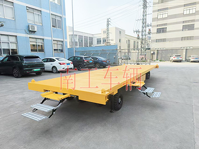 10吨米兰网web版_米兰milan（中国） 带液压支腿伸缩梯工具车2I.jpg