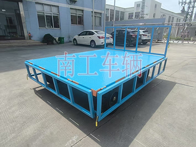 5吨下翻式护栏米兰网web版_米兰milan（中国） 全挂工具拖车4I.jpg